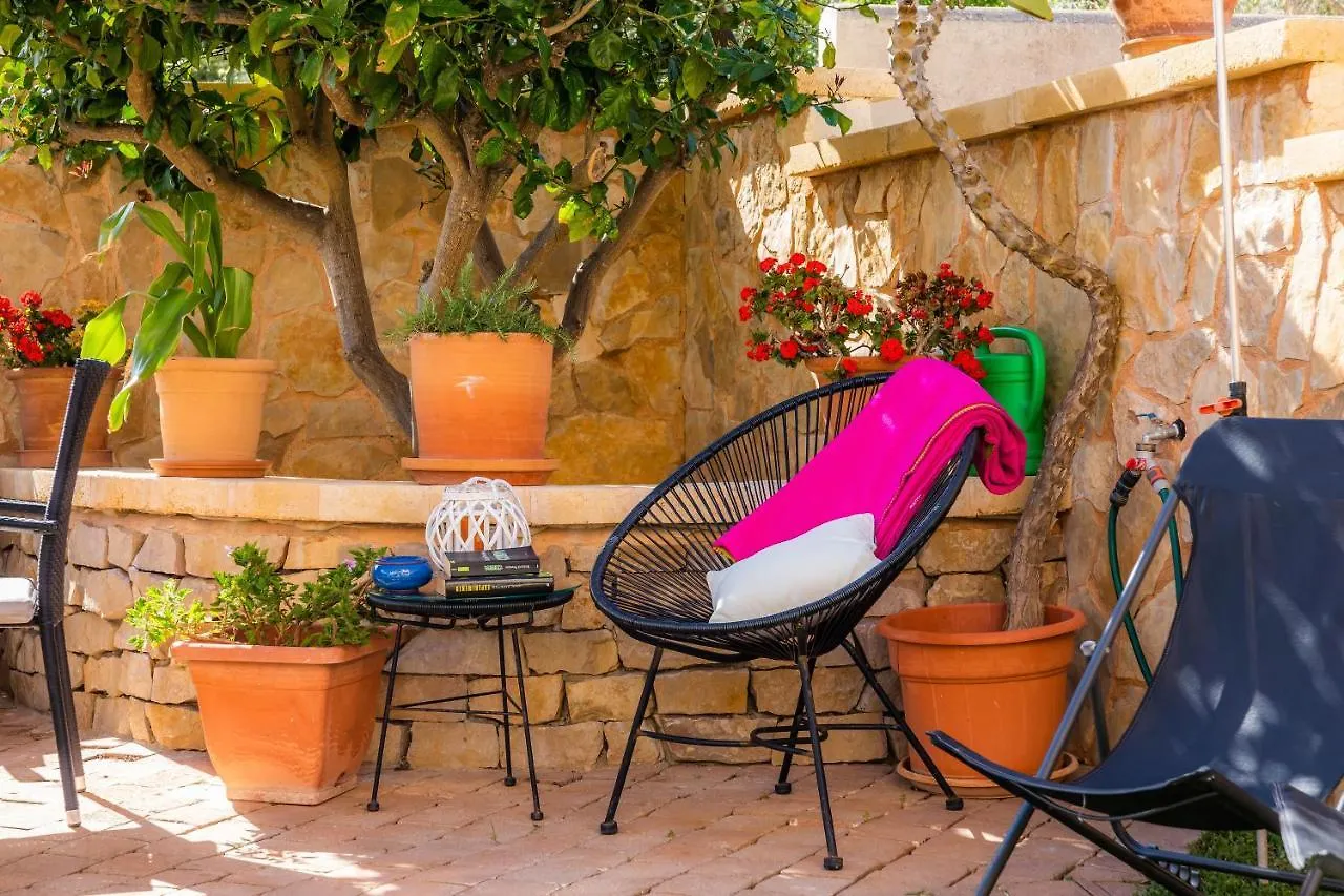 Apartment Apartamento La Pergola Font de sa Cala Spanien