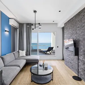 oddity-waterfront-apt.hotels-of-thessaloniki.com/
